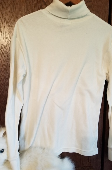 NY Line white turtleneck - Picture 2 of 2